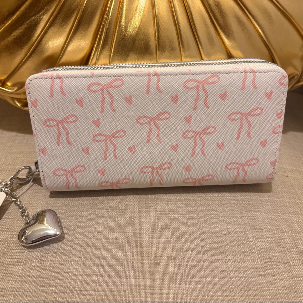 Elegant White and Pink Bow Wallet - Picture 2 of 3